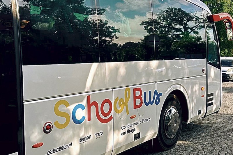 Colégio João Paulo II Integrado no Serviço SchoolBus